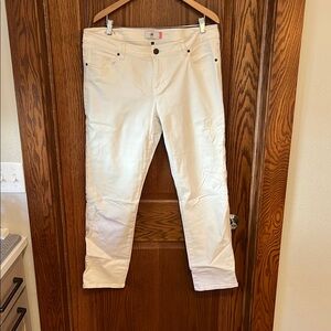 CAbi White Embroidered Slim Boyfriend Jeans